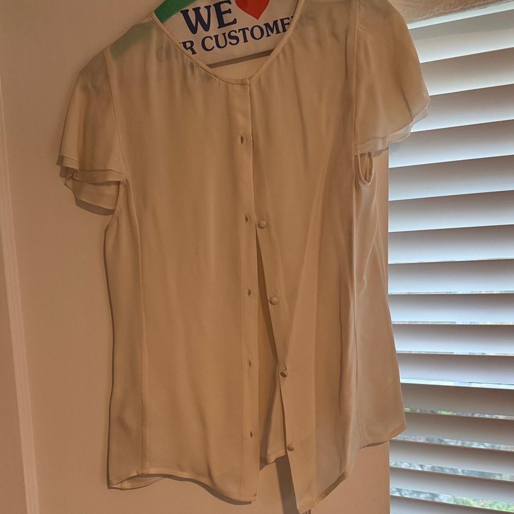 Joie Cream button up back silk Short Sleeve Blouse - Picture 6 of 7